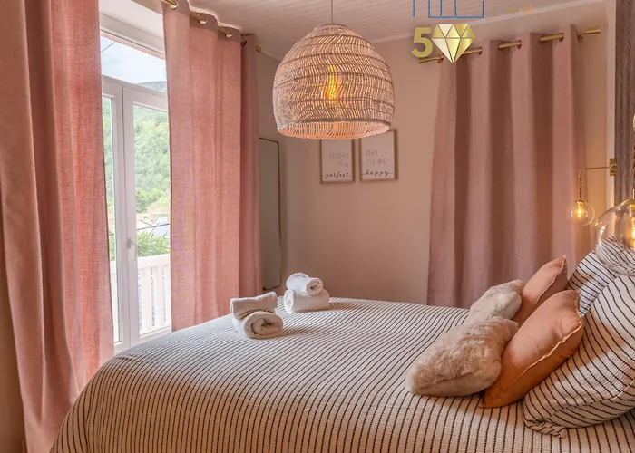 Le Grillon De Pongo Elegant T2 Avec Balcons Apartamento *